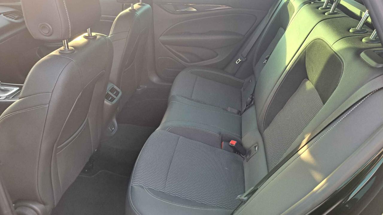 Opel Insignia 1.6 CDTI 136 S&S Automatica Sports Tourer Innovation