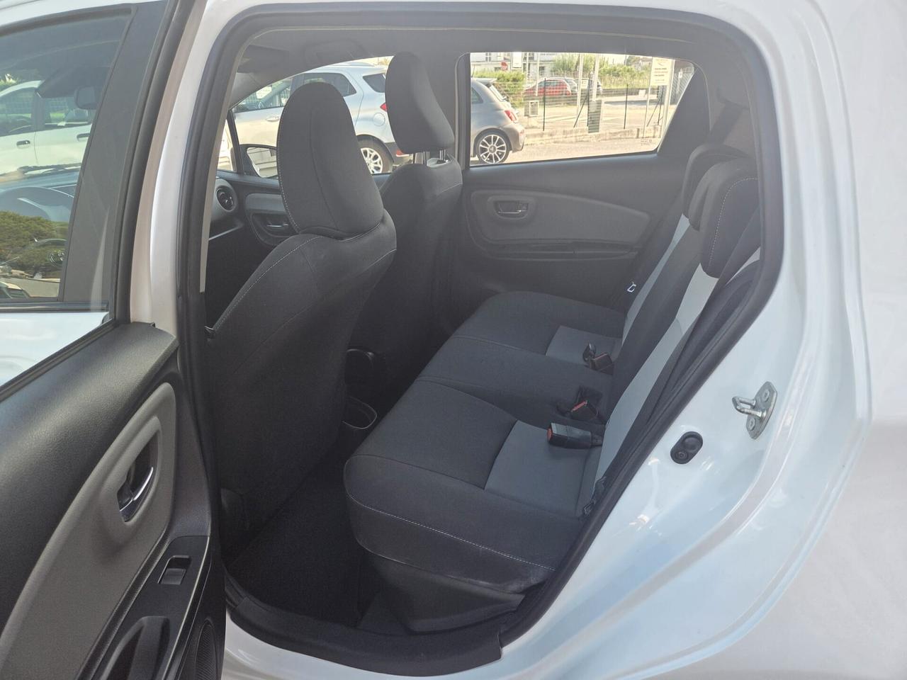 Toyota Yaris 1.5 Hybrid 5 porte Active