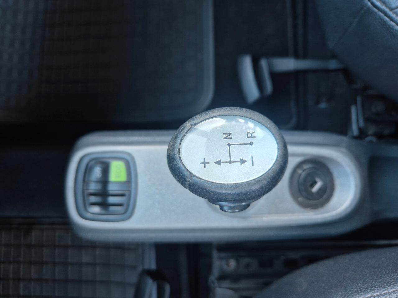 Smart ForTwo 1000 45 kW MHD coupé pure