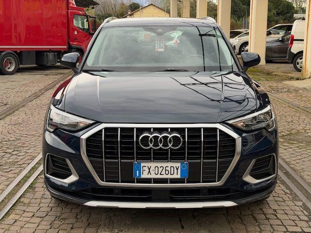 AUDI Q3 2.0 TDI 150 CV Business