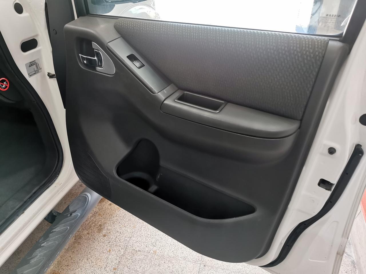 Nissan Navara 2.5 dCi 190CV 2 porte King Cab Sport