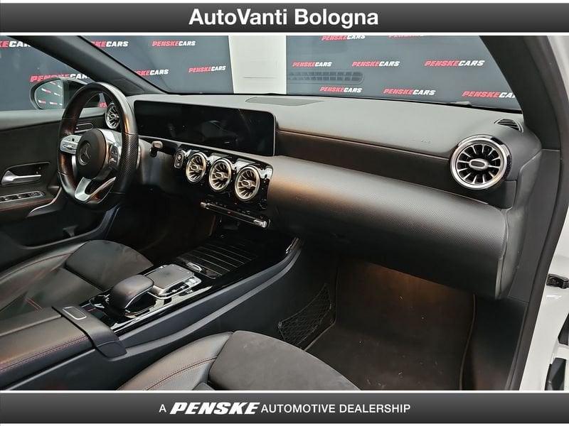 Mercedes-Benz Classe A Berlina A 200 d Automatic Premium