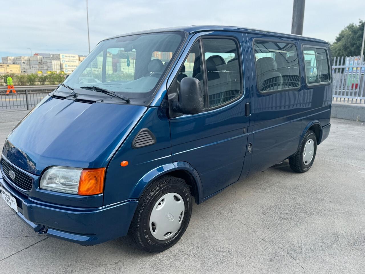 Ford Transit/Tourneo 2.5 TD/100CV PL 9 posti