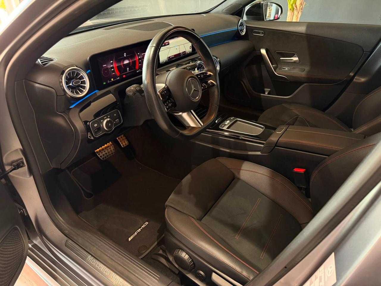 Mercedes-benz A 180 d Automatic AMG Line Premium Night Edition
