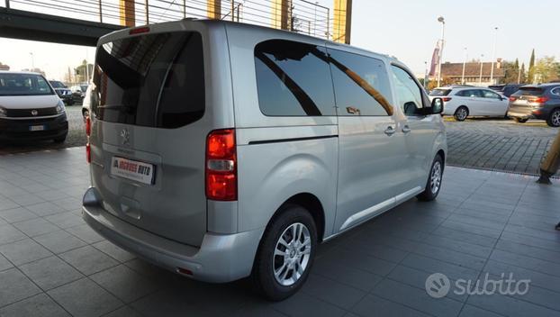 PEUGEOT Traveller BlueHDi 150 S&S Standard Busin