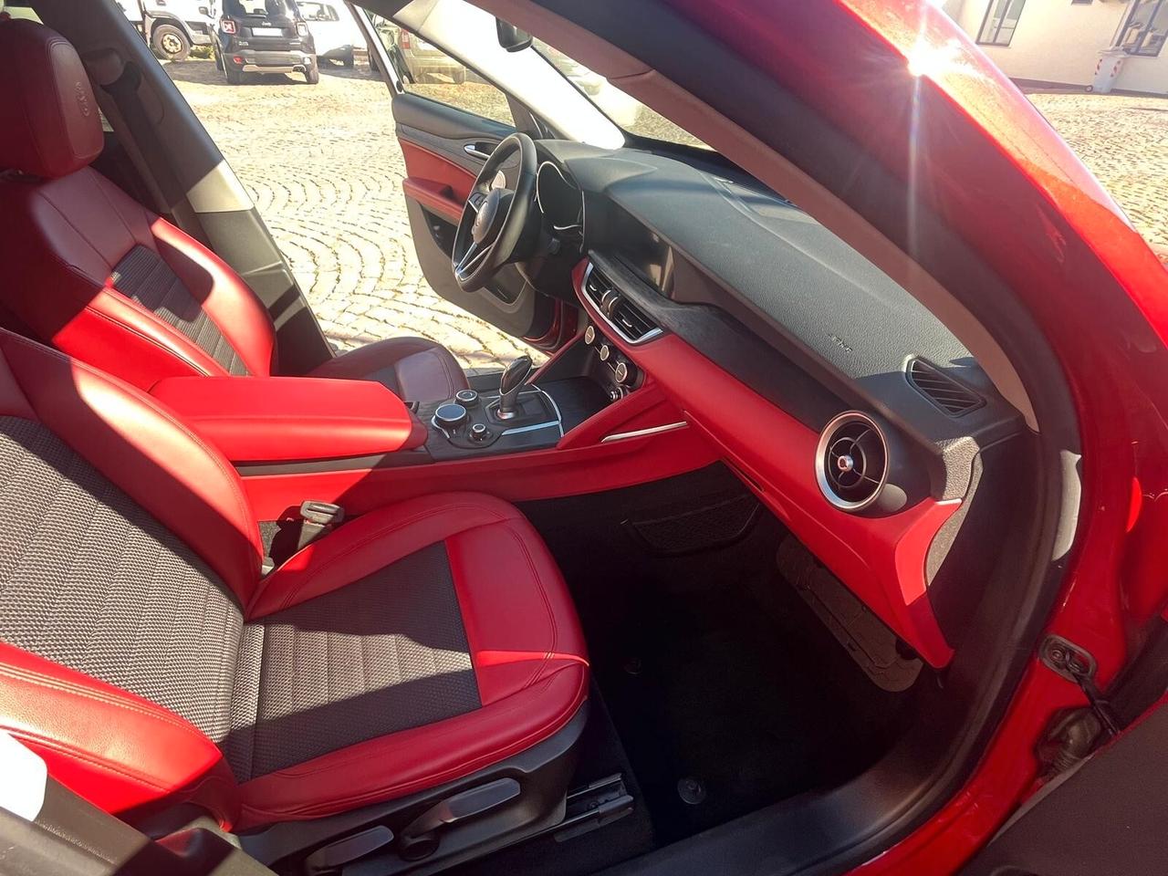 Alfa Romeo Stelvio 2.2 Turbodiesel 210 CV AT8 Q4 Super