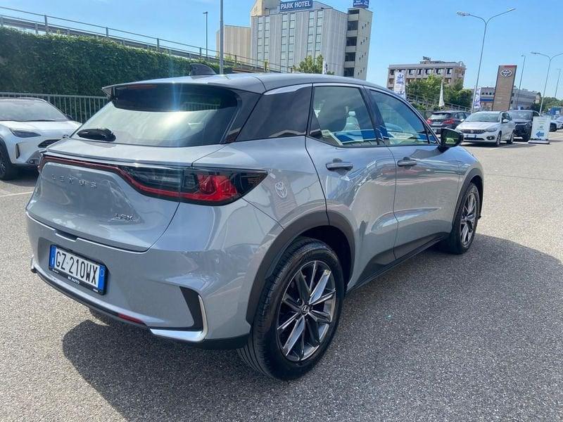Lexus LBX 1.5 Hybrid 136 Elegant 2WD