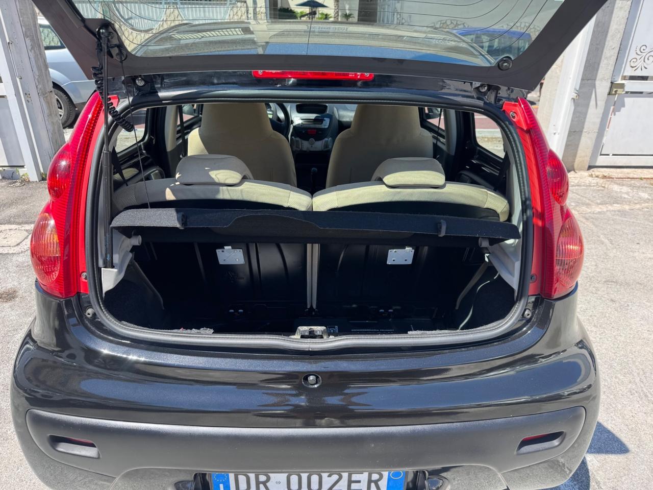Peugeot 107 1.0 BENZINA 68CV Sweet Years 2008