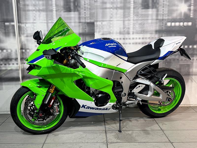 Kawasaki Ninja 1000 ZX-10R 40th Performance