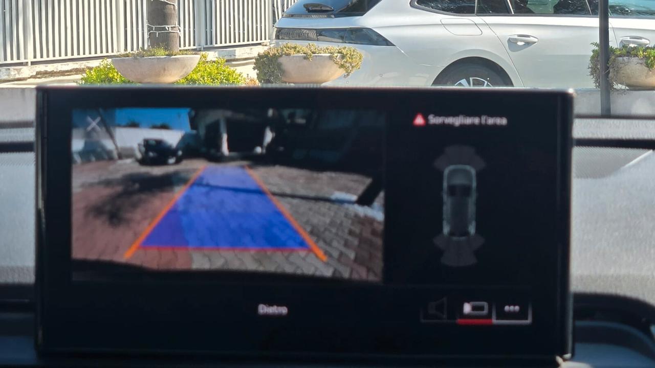 Audi Q5 40 2.0 tdi 204CV mhev 12V S line Quattro S-Tronic