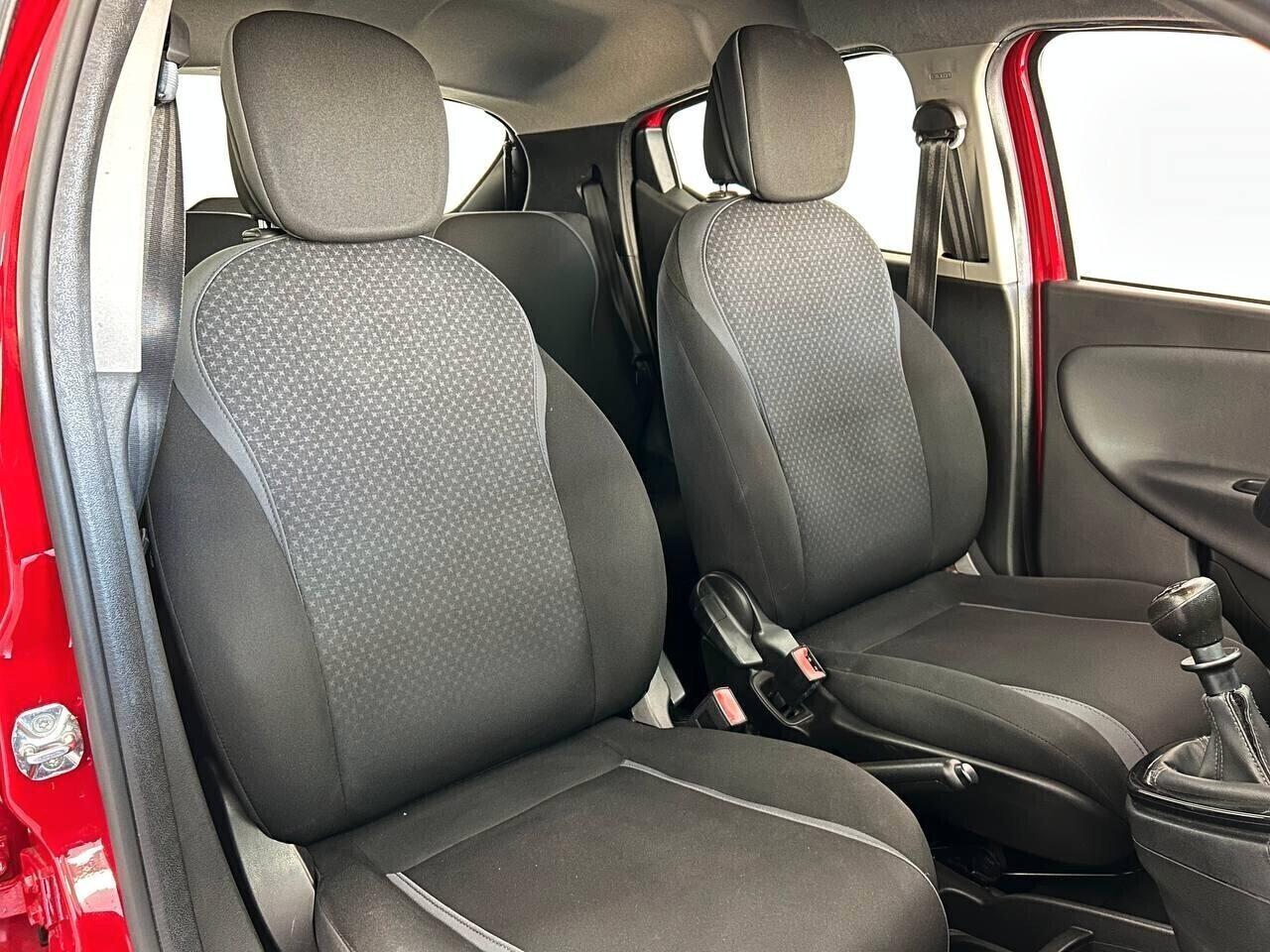 Lancia Ypsilon 1.2 69 CV 5 porte Gold