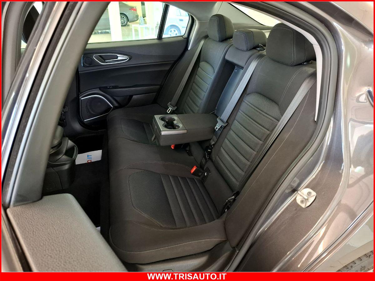 ALFA ROMEO Giulia 2.2 TD AT8 Super IVATA (FARI BIXENO+NAVI)
