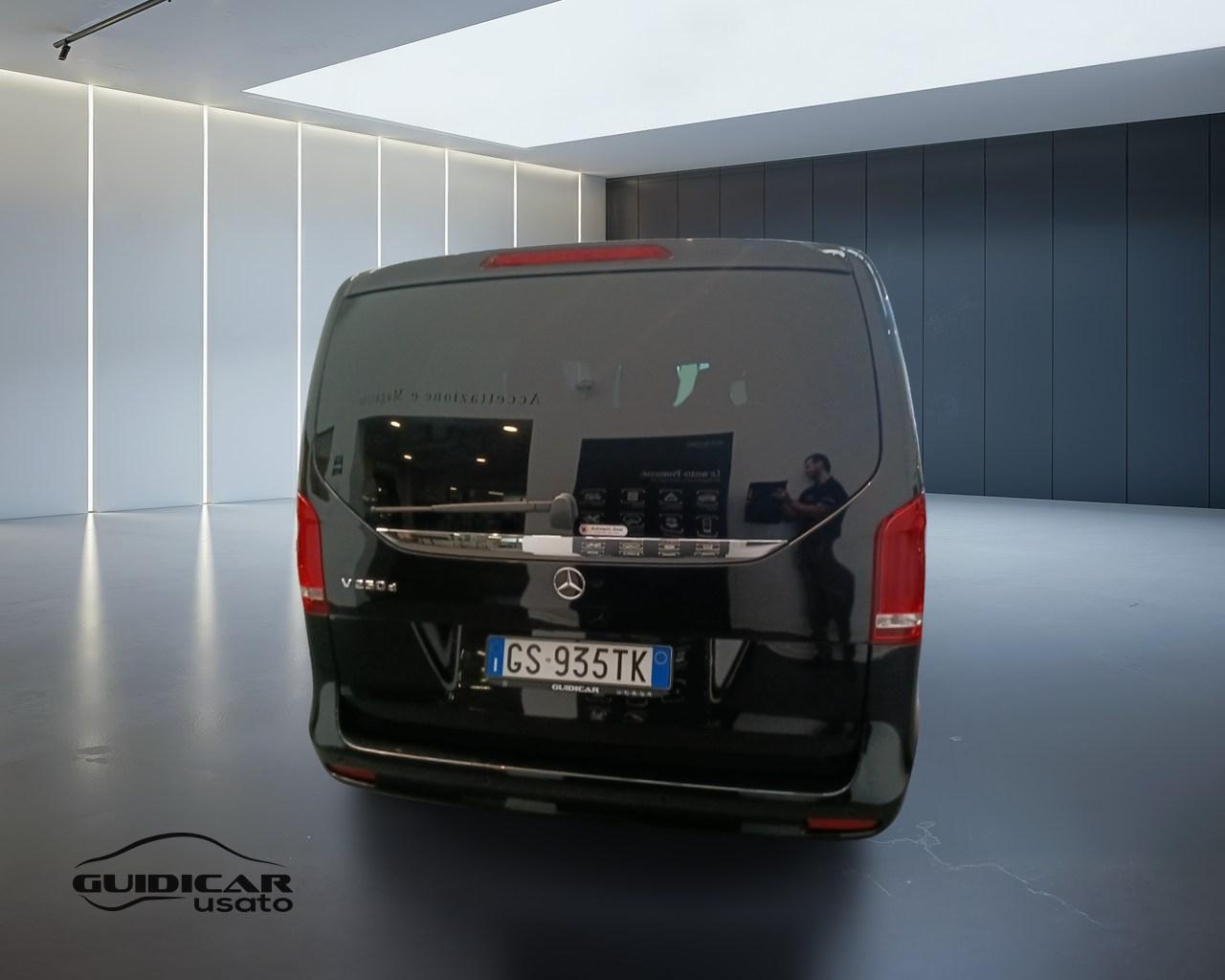 Mercedes-Benz Classe V - W447 2019 Extralong - V Extralong 250 d Premium auto