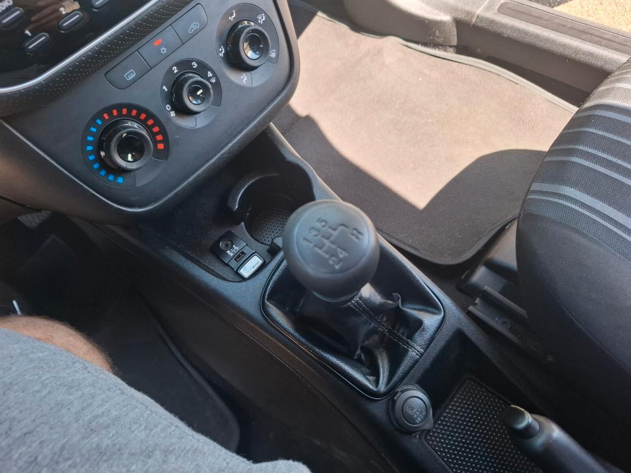 Fiat Punto Evo 1.2 del 2011 SOLO 108.000 KM