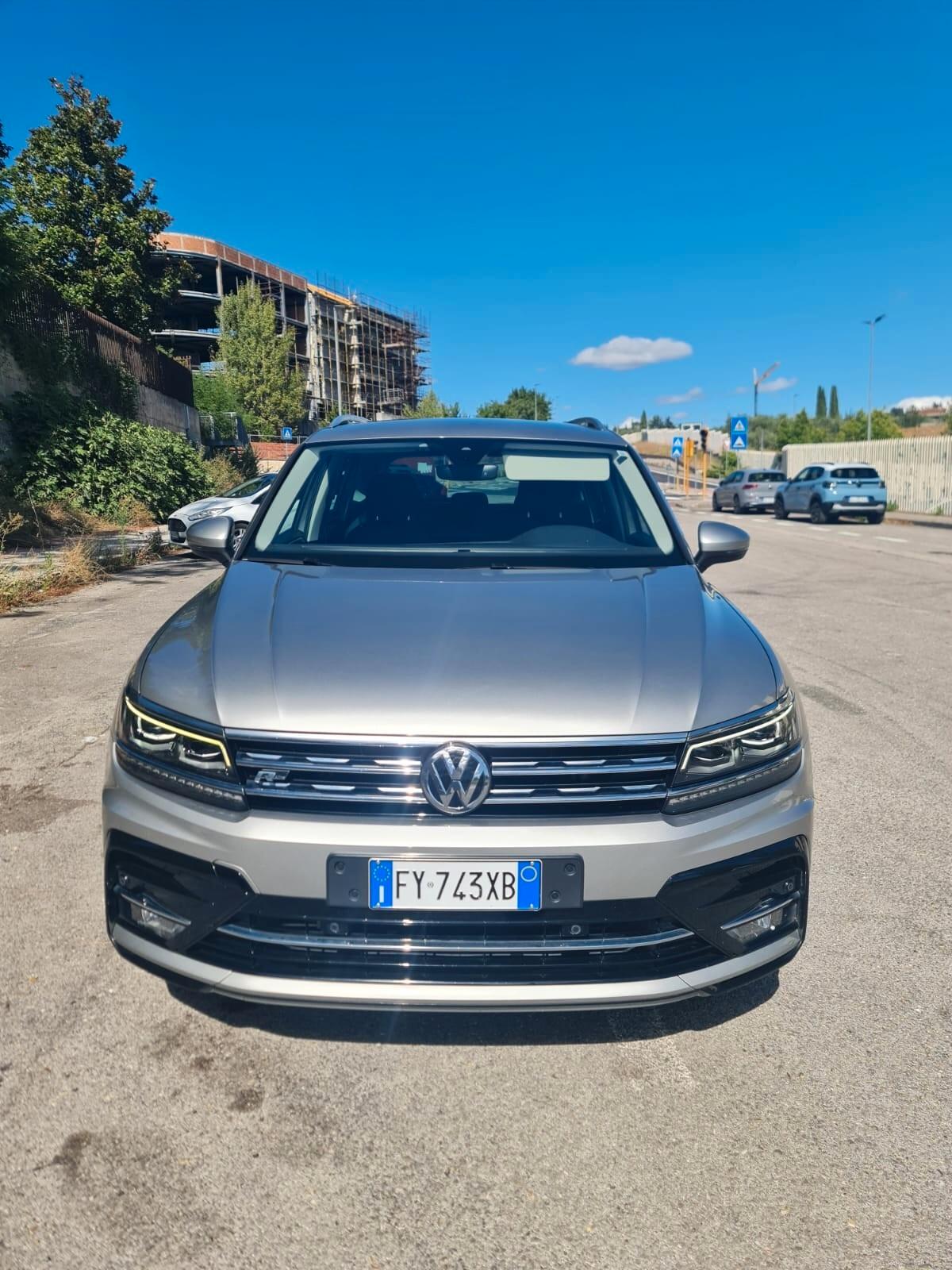 Volkswagen Tiguan 2.0 TDI 150 CV SCR DSG 4MOTION R-Line