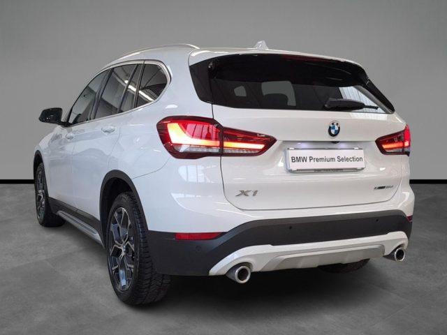 BMW X1 sDrive18d xLine Aut. + Tetto Apr.
