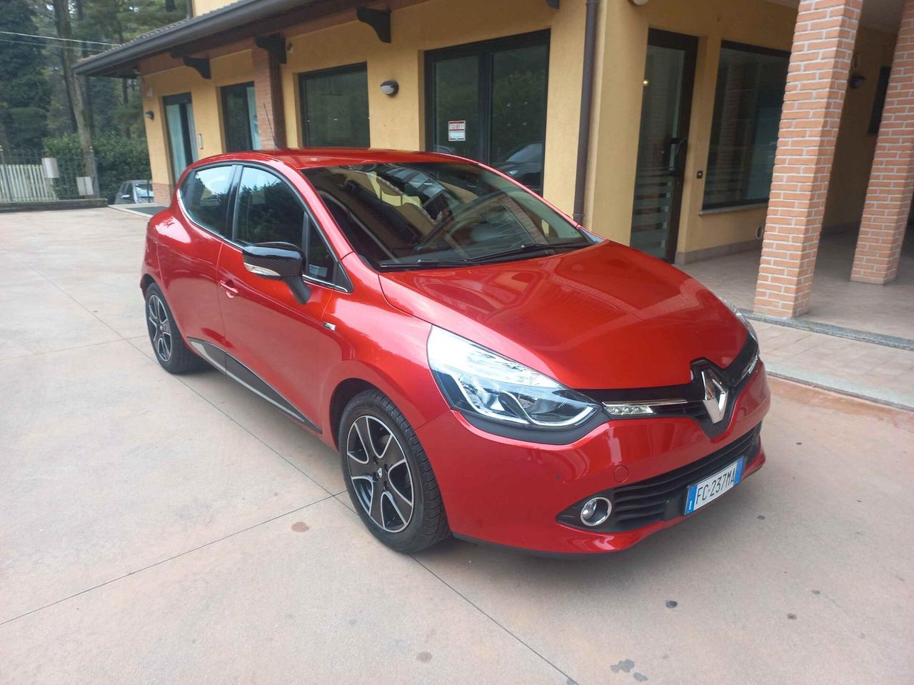 Renault Clio 1.2 75 CV 5 porte Duel