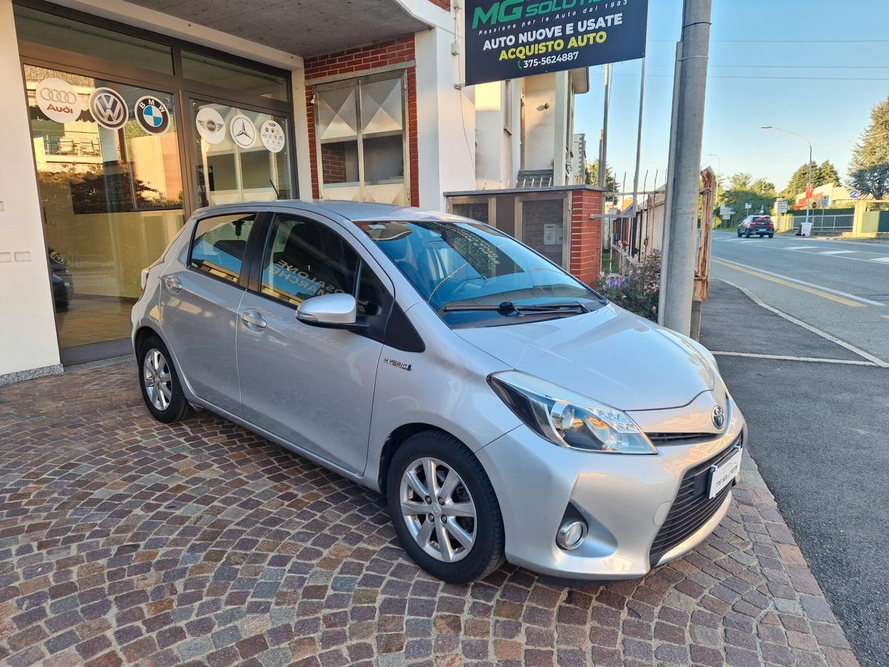 Toyota Yaris 1.5 Hybrid 5 porte Lounge