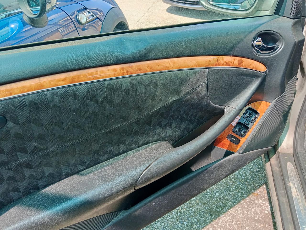 Mercedes-benz CLK 270 CDI cat Elegance