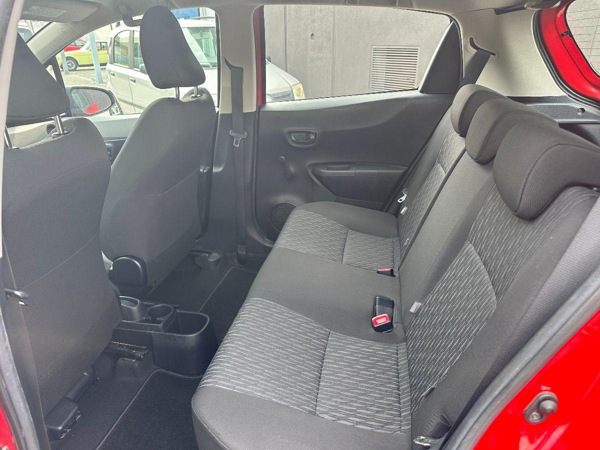 TOYOTA - Yaris - 1.0 5 porte Lounge