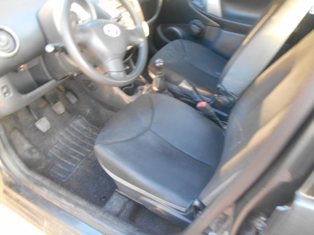 Toyota Aygo 1.0 12V VVT-i 5 porte Lounge Connect