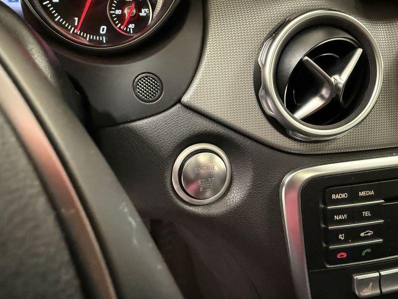Mercedes-Benz GLA GLA 180 Sport