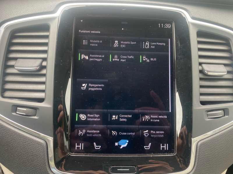 VOLVO XC90 2.0 b5 Momentum AwD GearTr.