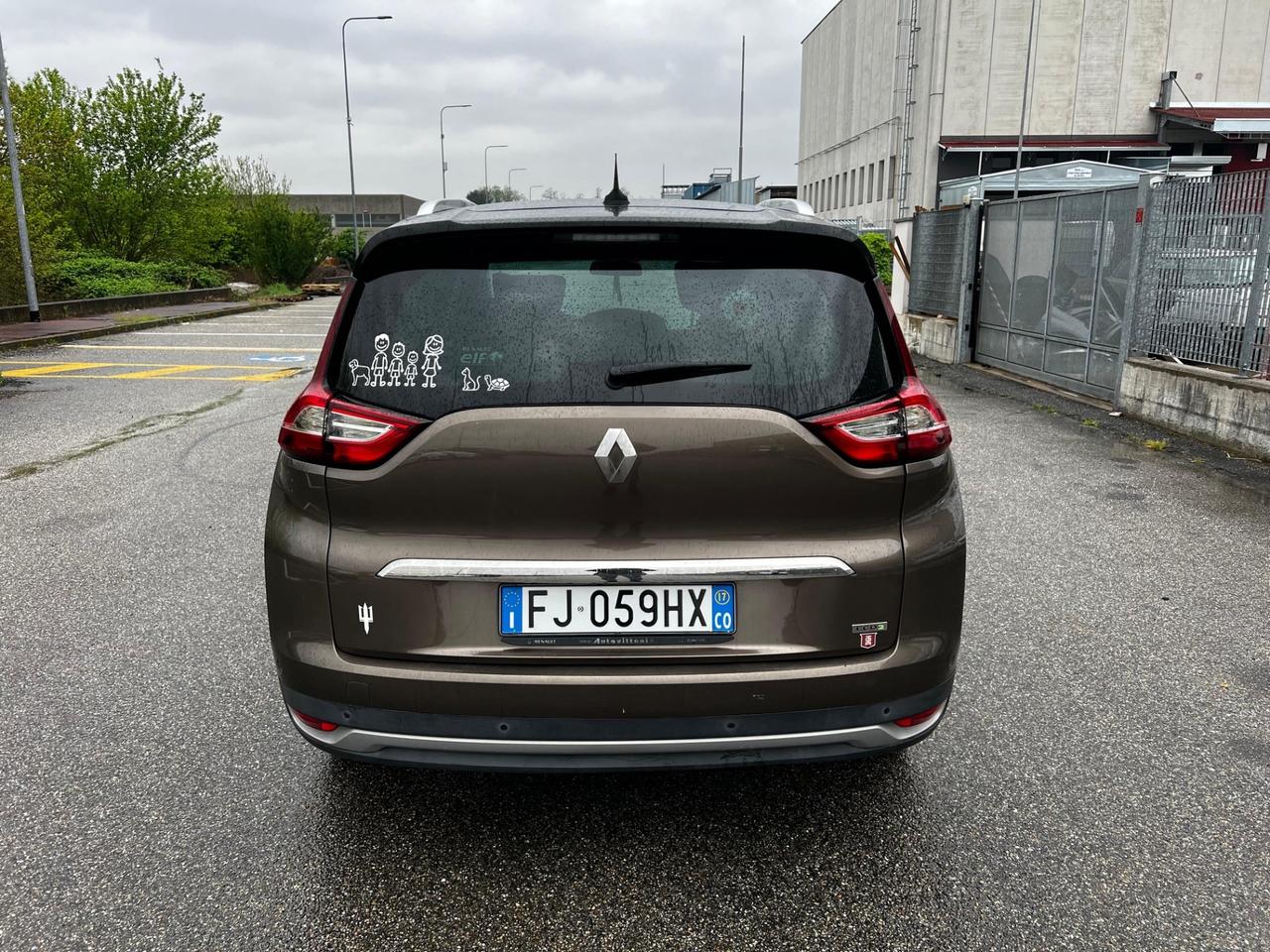 Renault Grand Scenic dCi 8V 110 CV EDC Energy Bose