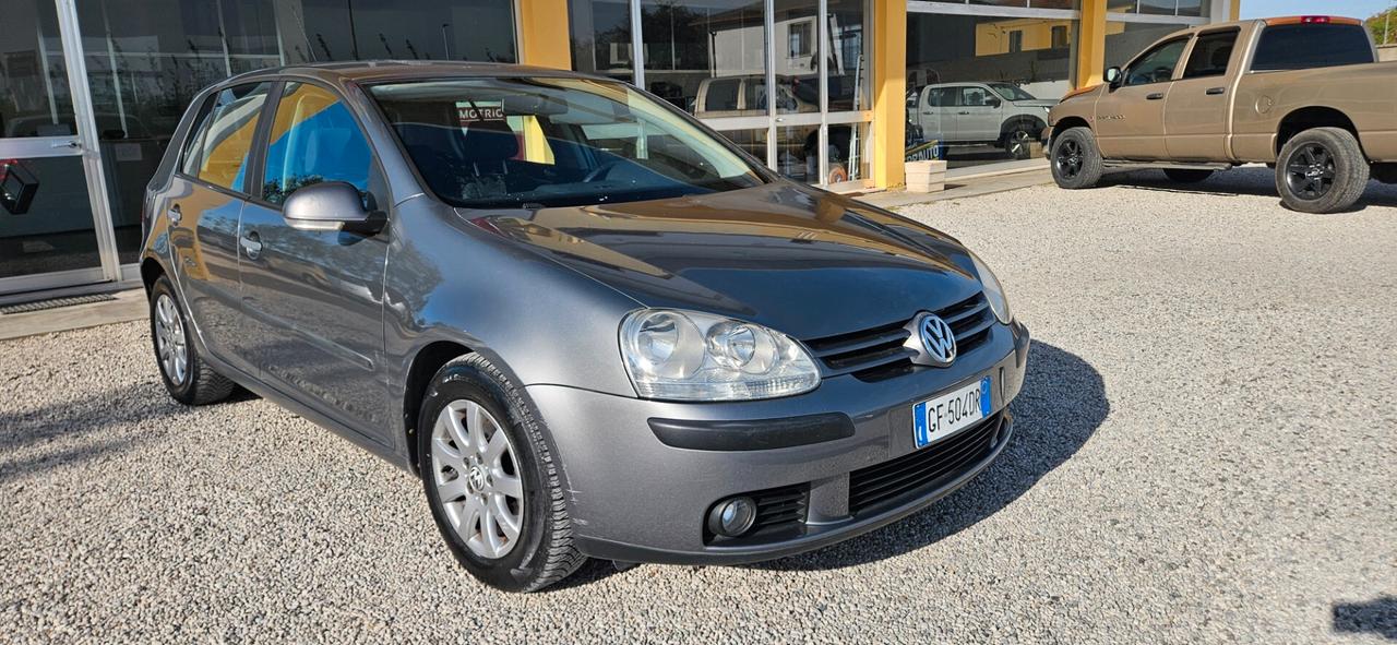 Volkswagen Golf 1.6 METANO