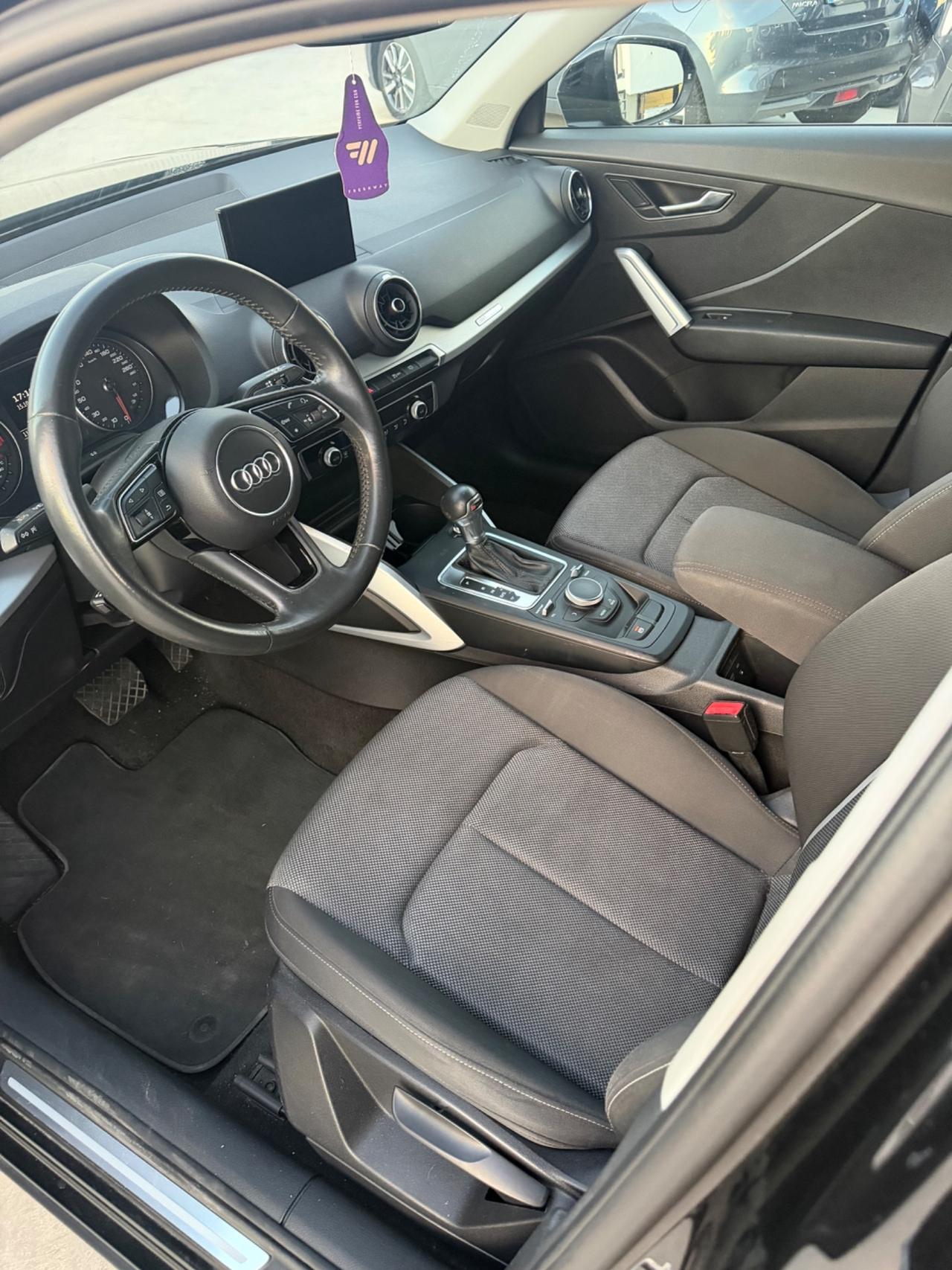 Audi Q2 35 TFSI S tronic line Edition