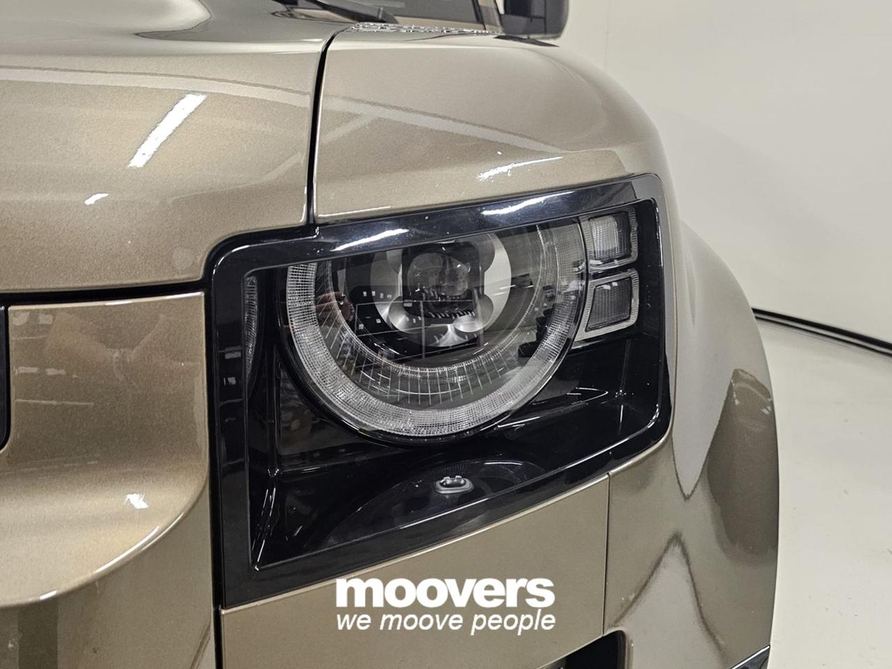 LAND ROVER Defender (2019) 110 3.0D I6 250 CV AWD Auto X-Dynamic HSE