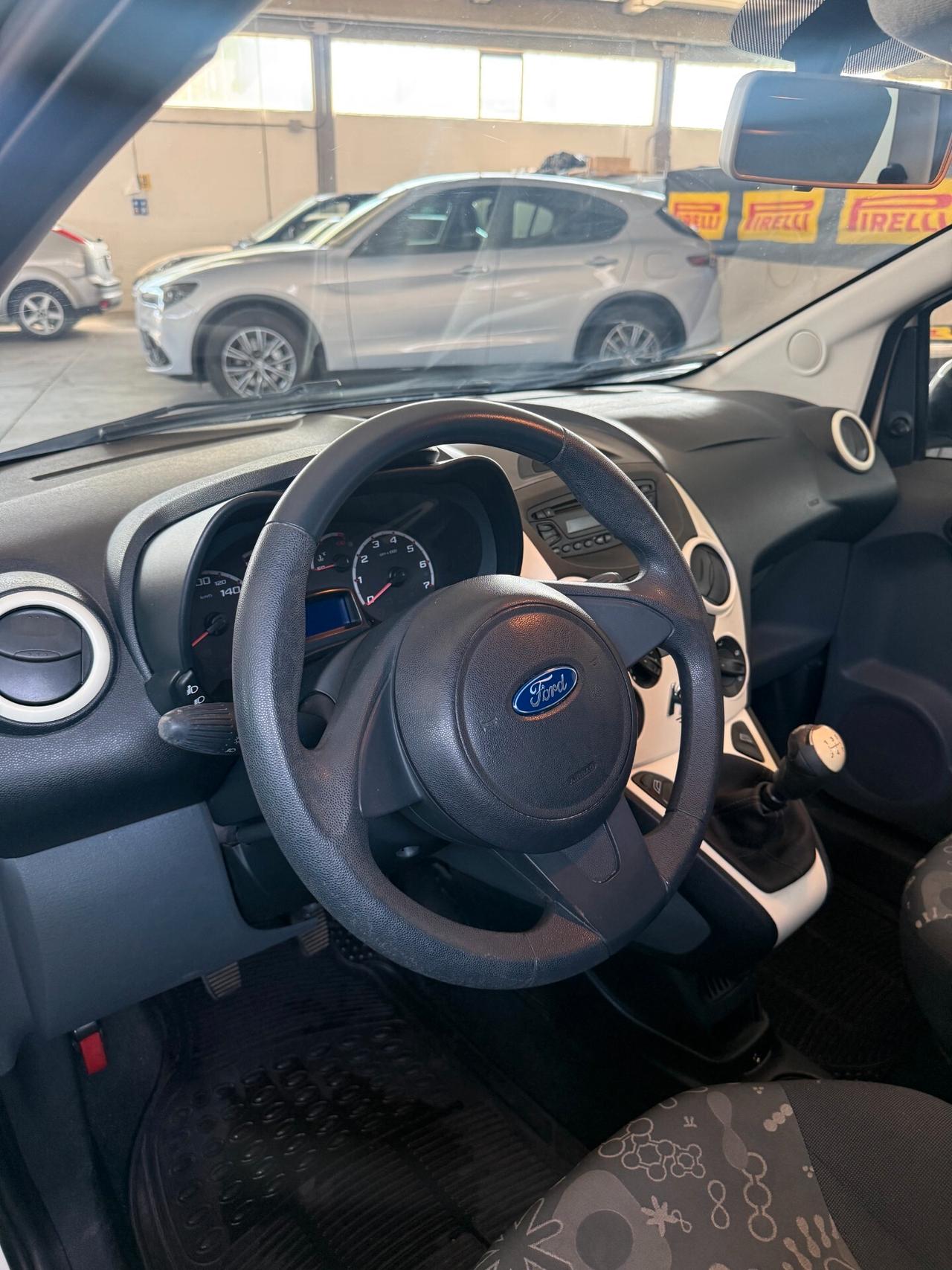 Ford Ka Ka+ 1.2 8V 69CV Titanium