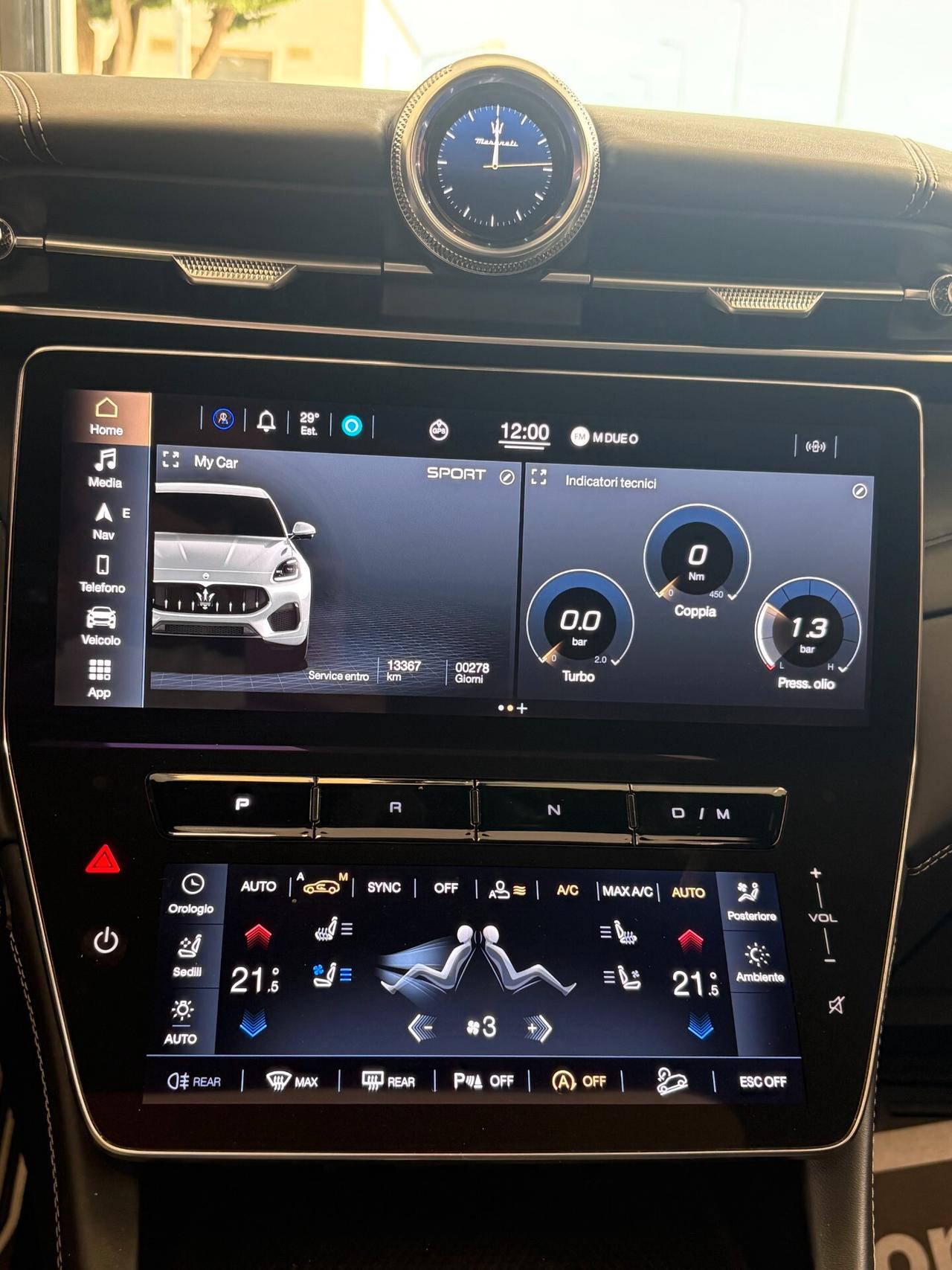 Maserati Grecale 2.0 mhev 330cv(benz/elettrica)modello MODENA con TETTO APRIBILE,VIRTUAL COCKPIT,TELECAMERA,APPLE CAR