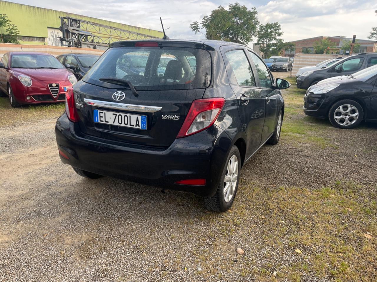 Toyota Yaris 1.0 5 porte Lounge 2012
