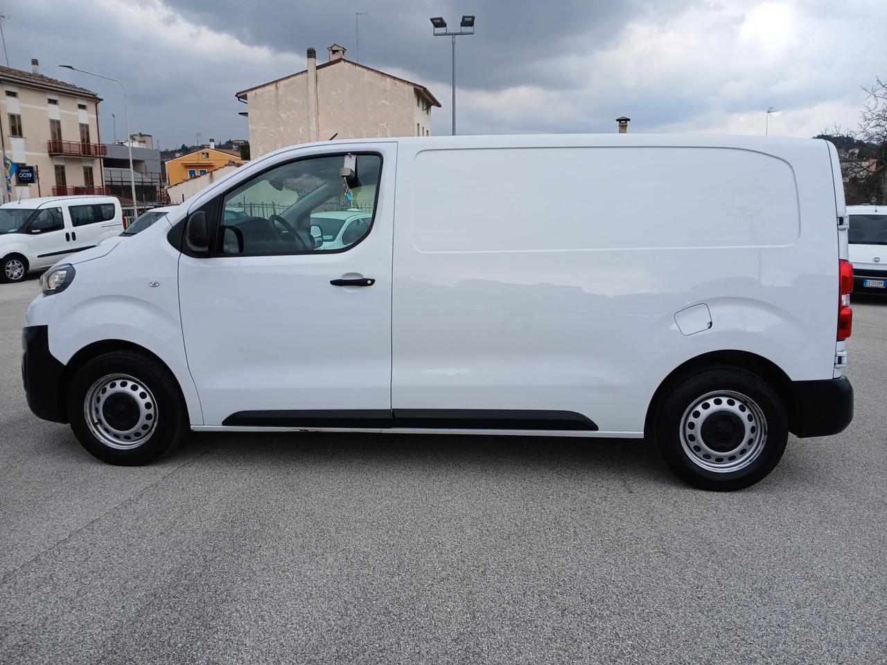 PEUGEOT EXPERT BHDi 120 PL-TN 2023