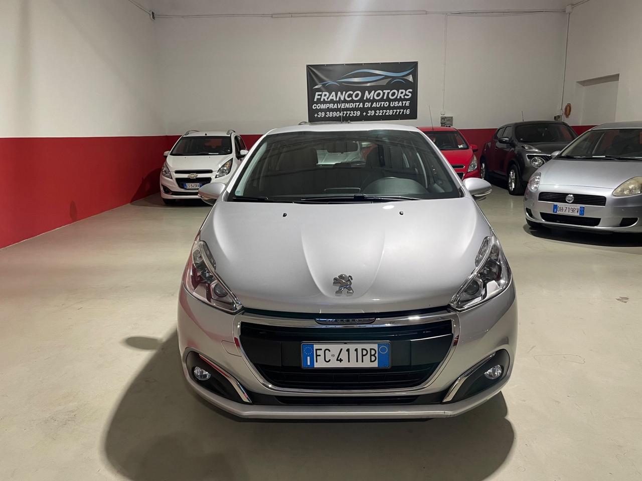 Peugeot 208 PureTech 82 5 porte Allure
