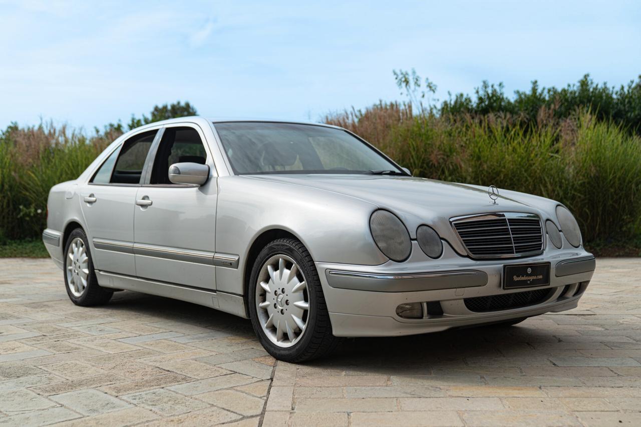 Mercedes-benz E 430 V8 - MER00314