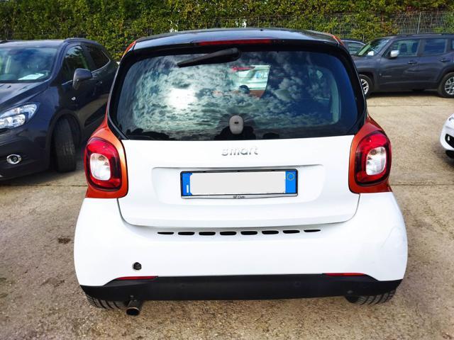 SMART ForTwo 1.0cc TWINAMIC PASSION 71CV CAMBIO AL VOLANTE
