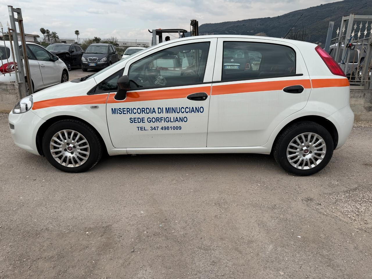 FIAT PUNTO ANNO 2017 1.3 MJT 95 CV *SINISTRATA