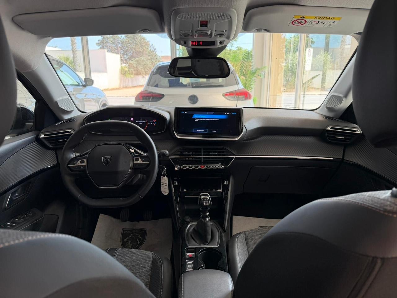 Peugeot 208 1.2 100CV Allure