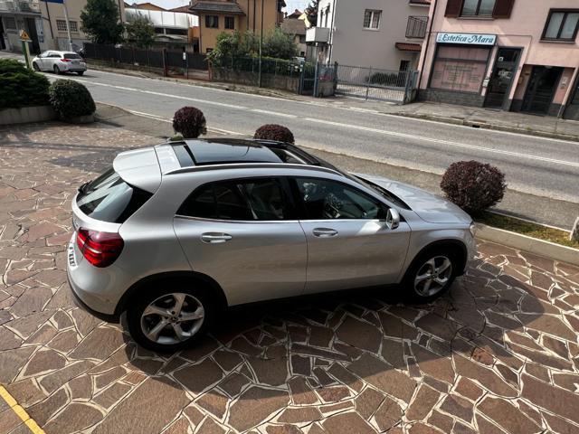 MERCEDES-BENZ GLA 220 Automatic 4Matic