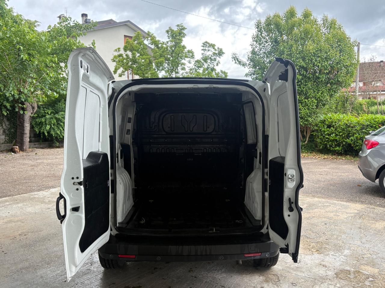 Fiat DOBLO 1.6mjt 3 posti