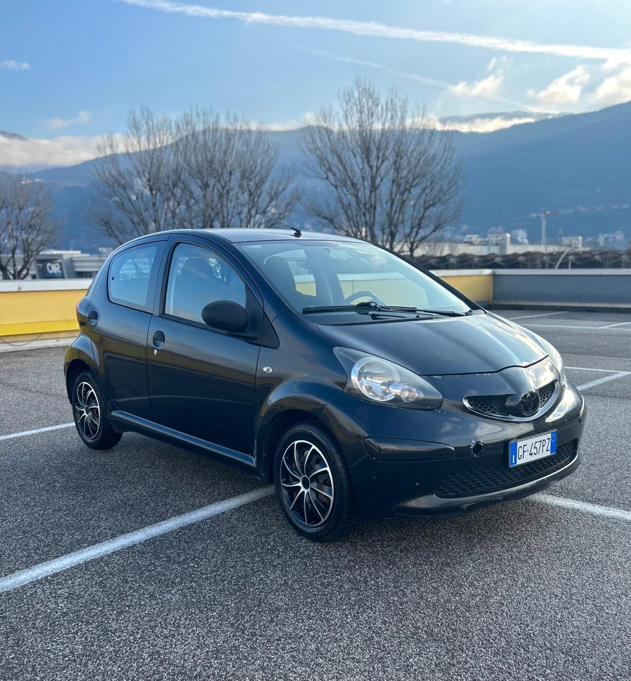 Toyota Aygo 1.0 12V VVT-i 5 porte Neopatentati