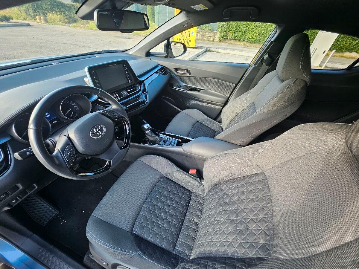 Toyota C-HR 1.8h Trend e-cvt
