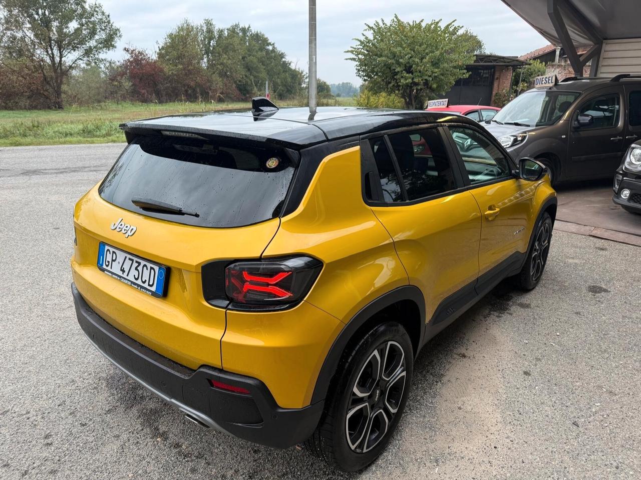Jeep Avenger 1.2 Turbo 100 CV Summit