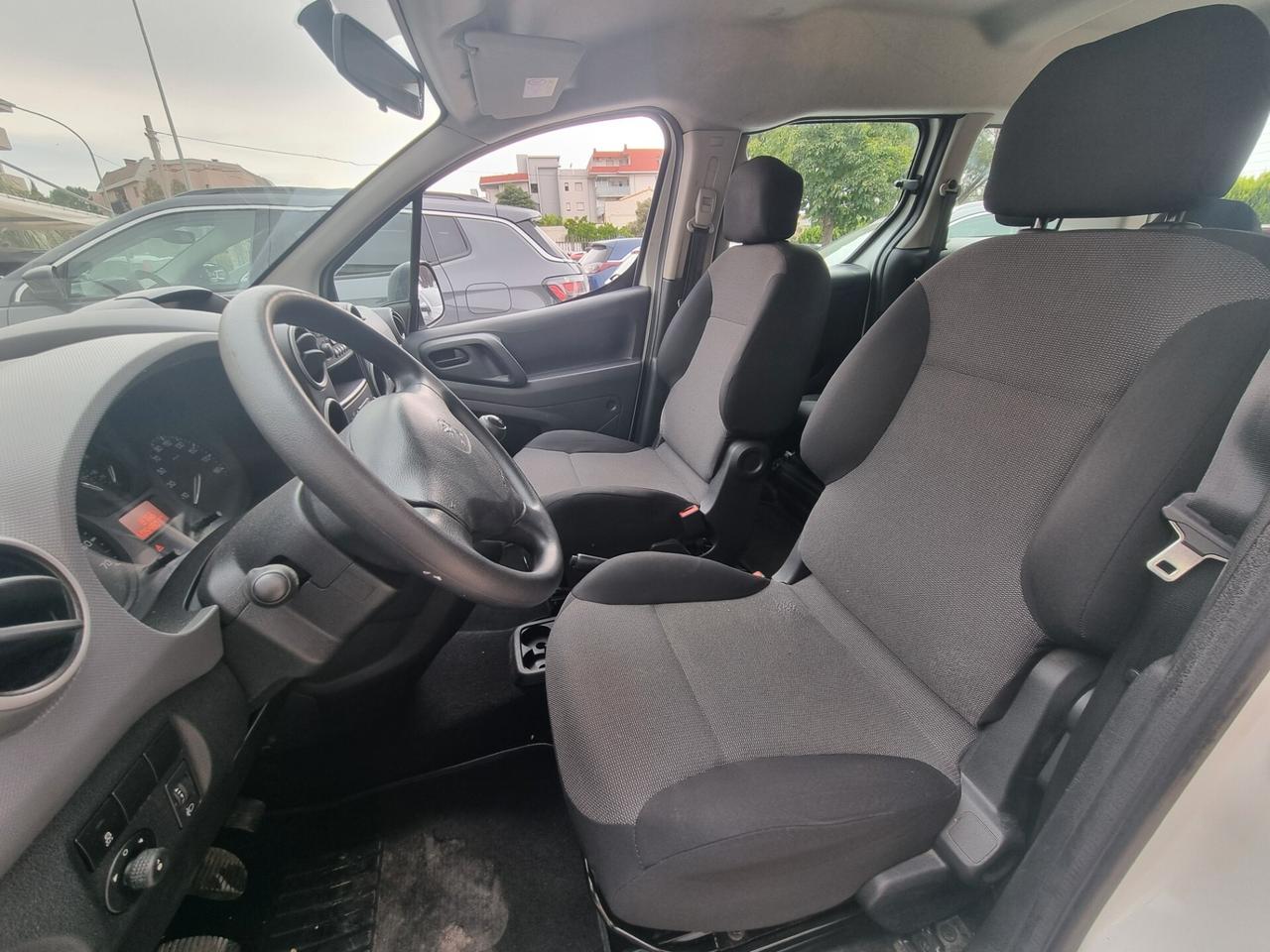 Partner E6 2015 1.6 bluehdi 75cv L1 Pro 5p.ti