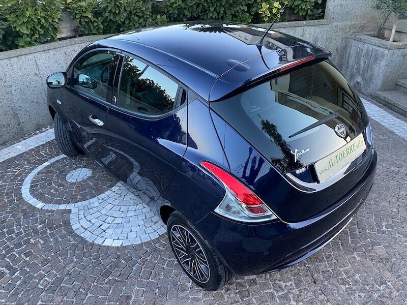 Lancia Ypsilon 1.2 69 CV 5 porte S&S Gold