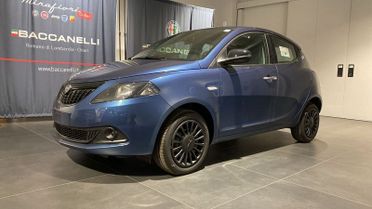 Lancia Ypsilon 1.0 FireFly 5 porte S&S Hybrid Silver