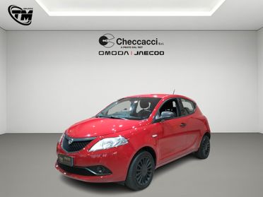 Lancia Ypsilon 1.0 FireFly 5 porte S&S Hybrid Ecochic Silver