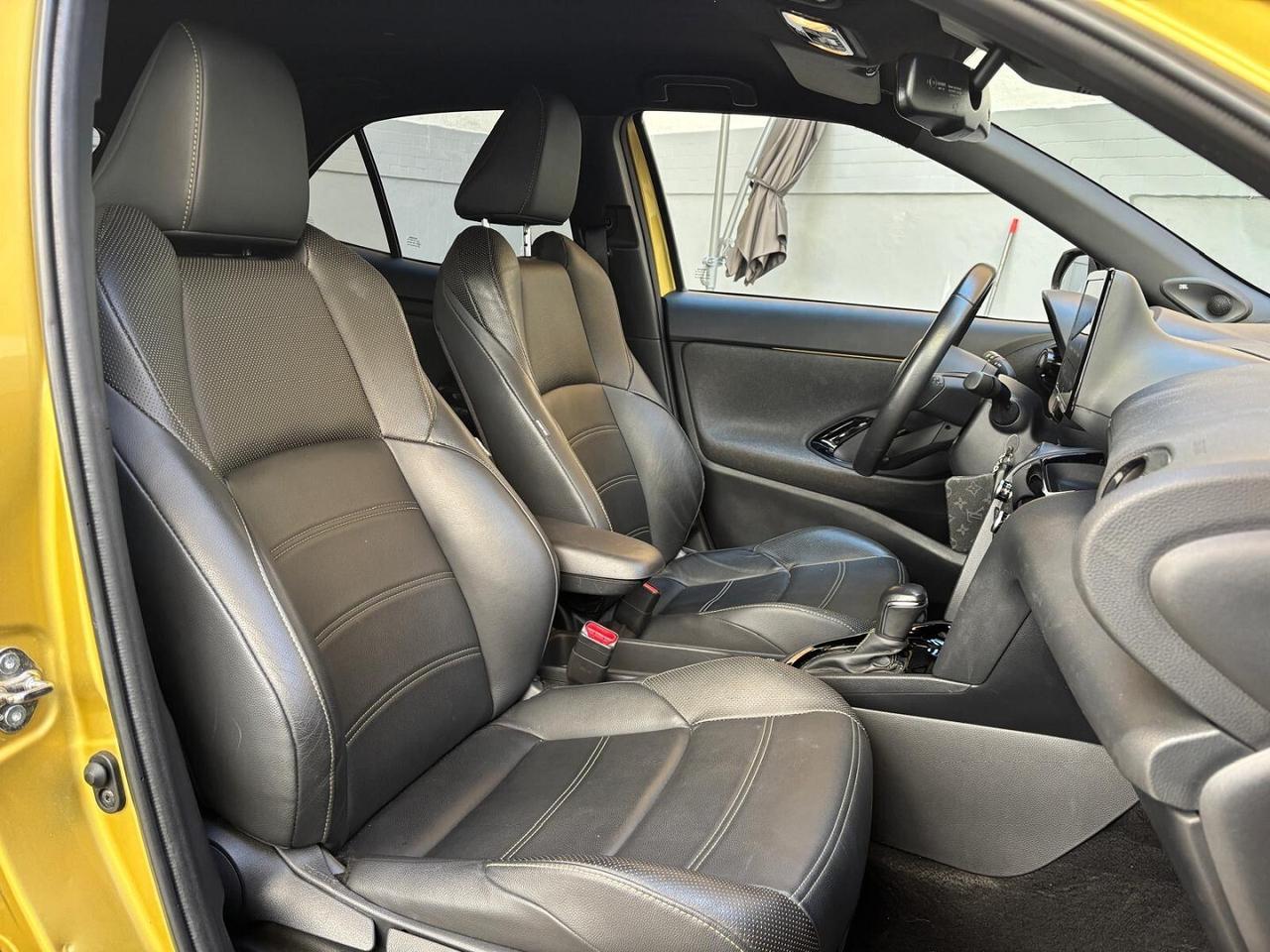 TOYOTA YARIS CROSS HYBRID 1.5 PREMIERE